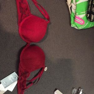 34B red lace push up bra from H&M